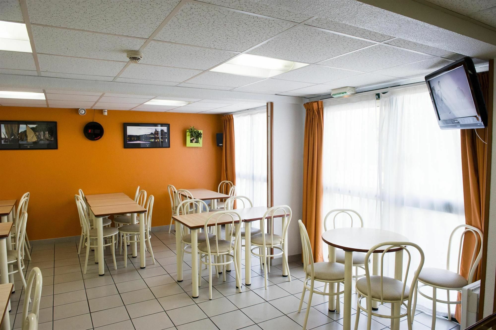 Premiere Classe Orleans Ouest - La Chapelle St Mesmin Kültér fotó